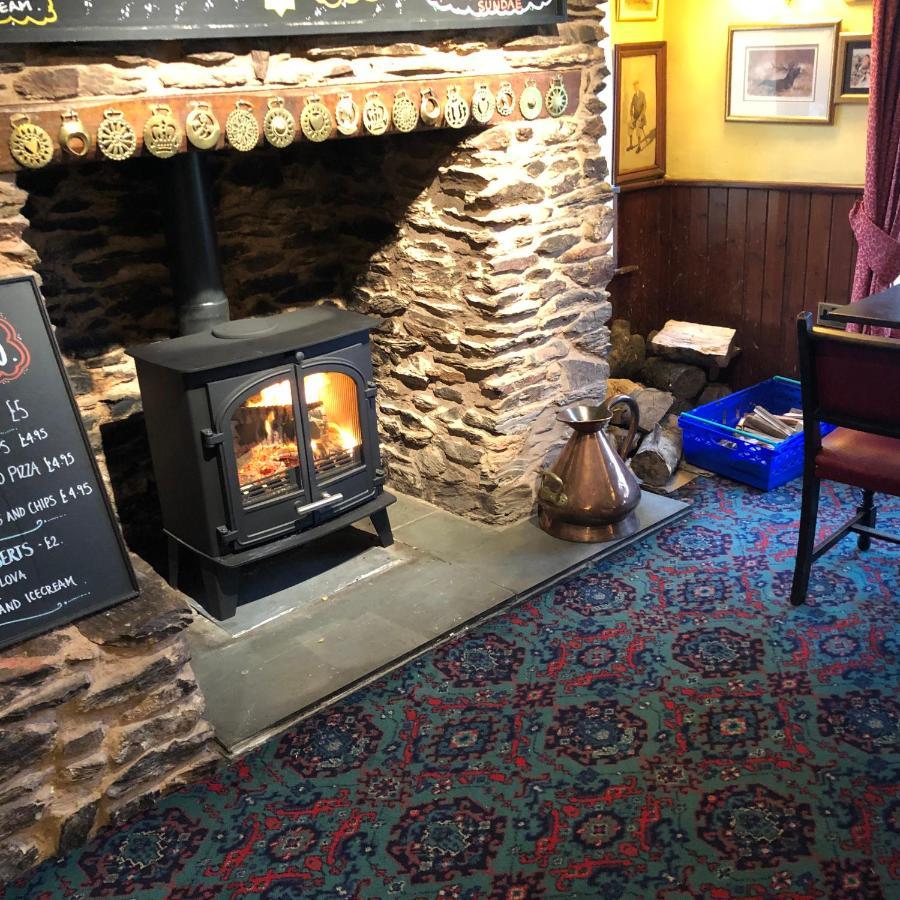 Raleghs Cross Inn Clatworthy Bagian luar foto