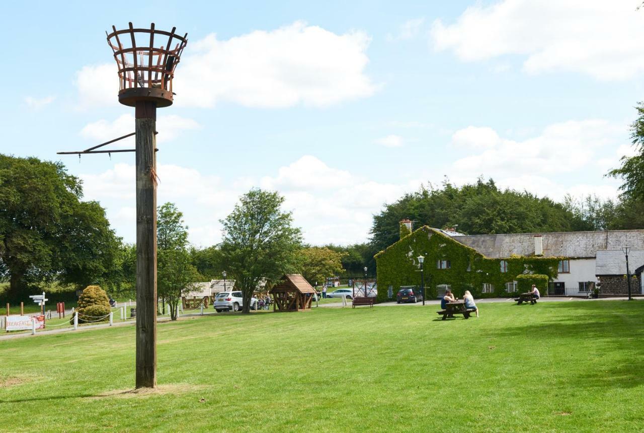 Raleghs Cross Inn Clatworthy Ruang foto